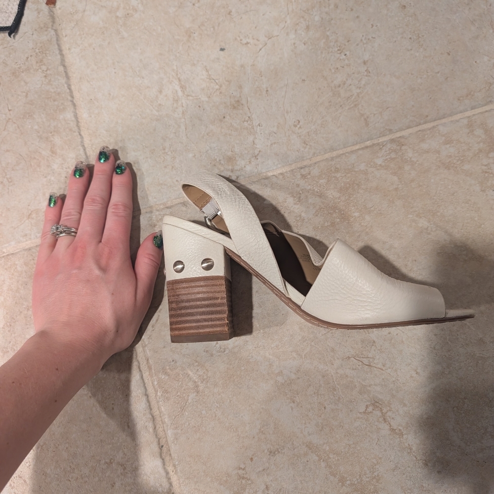 Marc Fisher Cream Peep Toe Slingback Sandals - Picture 11 of 11